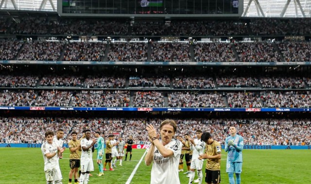 莫德里奇：希望帮助球队拿下世俱杯，再用一个奖杯结束皇马生涯