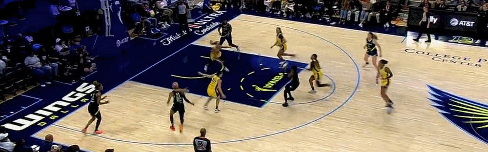 九游登录入口-😐奥贡鲍尔表现低效，飞翼全队半场无人得分上双，半场落后火花5分