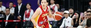 九游登录入口-徐静雨：杨舒予速度和判断俱佳 未来十年都会是女篮绝对主力之一